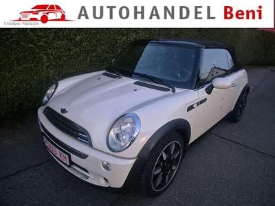 Usado Mini Cooper Cabriolet 116 HP (85 kW) 2008 Branco Cabrios