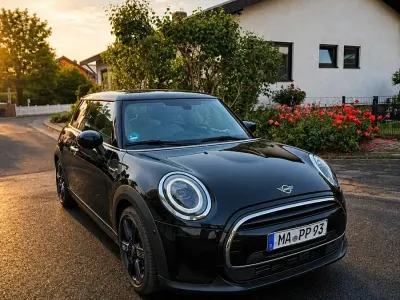 Używany Mini Cooper 136 KM (100 kW) 2022 Czarny Hatchback