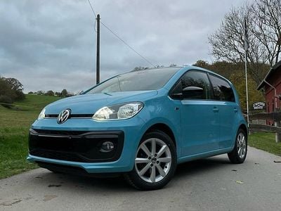 Blau Gebraucht 2020 VW up! R-line Kleinwagen | 9.600 € (Guter Preis)