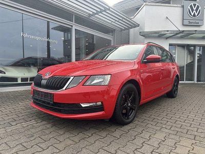 Rot Gebraucht 2020 Skoda Octavia Tour Kombi | 15.480 € (Fairer Preis)