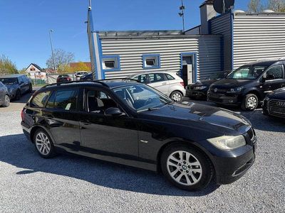 Gebraucht BMW 318 Sport Line 143 PS (105 kW) 2008 Schwarz Kombi