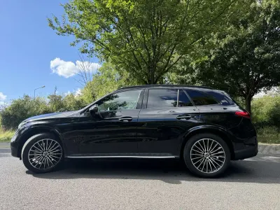 Gebraucht Mercedes GLC220 AMG line Plus 194 PS (142 kW) 2025 SUV