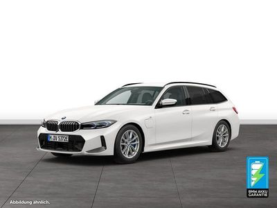 Second-hand BMW 330e M Sport 292 CP (214 kW) 2025 Alb Break
