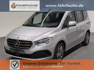 Gebraucht Mercedes T180 Style 131 PS (96 kW) 2024 Andere Van / Kleinbus