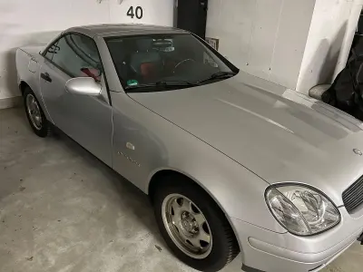 Gebraucht Mercedes SLK230 193 PS (141 kW) 2000 Silber Cabrio