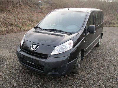 Schwarz Gebraucht 2010 Peugeot TePee Van / Kleinbus | 6.390 € (Etwas zu teuer)