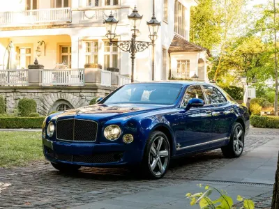 Brugt Bentley Mulsanne 537 HK (394 kW) 2015 Blå Sedan