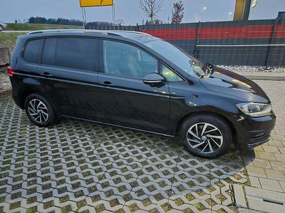 Gebraucht VW Touran Join 116 PS (85 kW) 2018 Schwarz Van / Kleinbus