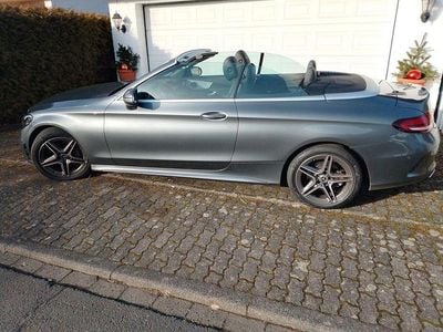 Gebraucht Mercedes C180 AMG 156 PS (114 kW) 2023 Grau Cabrio