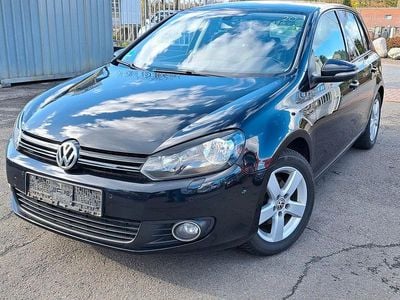 Gebraucht VW Golf VI Team 105 PS (77 kW) 2010 Schwarz Kleinwagen
