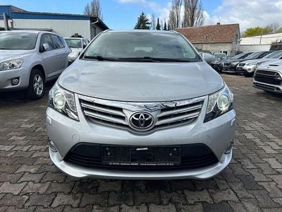 Gebraucht Toyota Avensis Executive 147 PS (108 kW) 2014 Silber Limousine