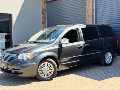 Gebraucht Lancia Voyager Platinum 163 PS (119 kW) 2013 Grau Van / Kleinbus