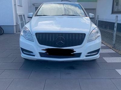 Gebraucht Mercedes R350 265 PS (194 kW) 2011 Weiß Van / Kleinbus