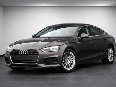 Gebraucht Audi A5 Sportback Sport 190 PS (139 kW) 2019 Braun Kleinwagen