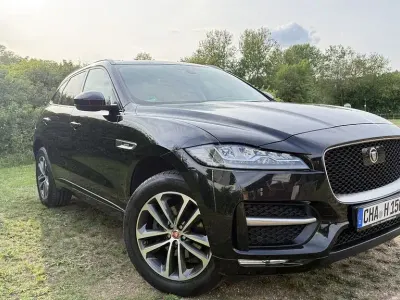 Gebraucht Jaguar F-Pace R-Sport 179 PS (131 kW) 2019 Schwarz SUV