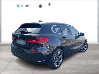 Gebraucht BMW 116 Sport Line 109 PS (80 kW) 2024 Schwarz metallic Kleinwagen