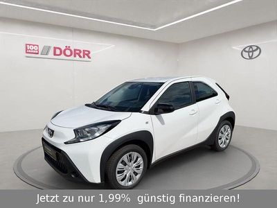 Schneeweiß Gebraucht 2024 Toyota Aygo X Business Edition SUV | 17.790 € (Fairer Preis)