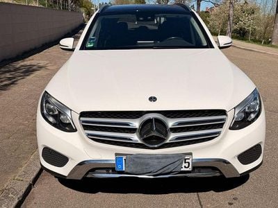 Usata Mercedes GLC220 170 CV (125 kW) 2017 Bianco SUV