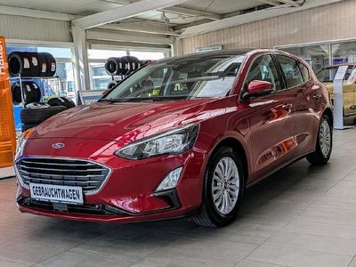 Rot Gebraucht 2019 Ford Focus Titanium Limousine | 15.900 € (Fairer Preis)