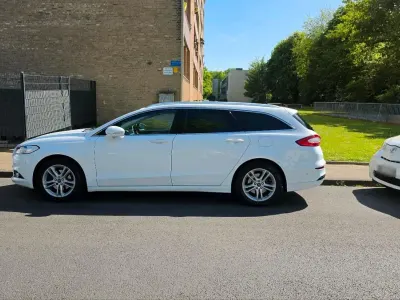 Gebraucht Ford Mondeo Titanium 150 PS (110 kW) 2016 Weiß Kombi