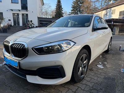 Gebraucht BMW 118 Advantage 140 PS (102 kW) 2020 Weiß Kleinwagen