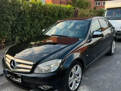Gebraucht Mercedes C180 Avantgarde 156 PS (114 kW) 2008 Schwarz Limousine