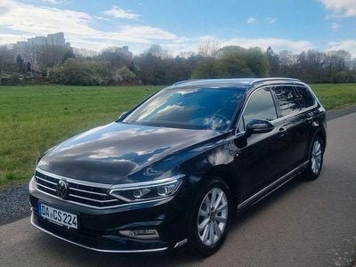 Gebraucht VW Passat R-line 200 PS (147 kW) 2024 Schwarz Kombi