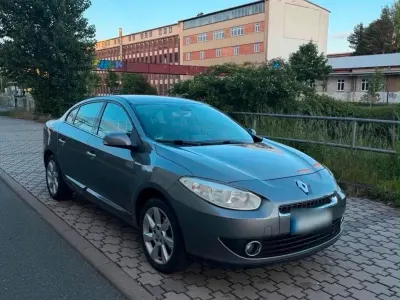 Gebraucht Renault Fluence 140 PS (102 kW) 2011 Limousine