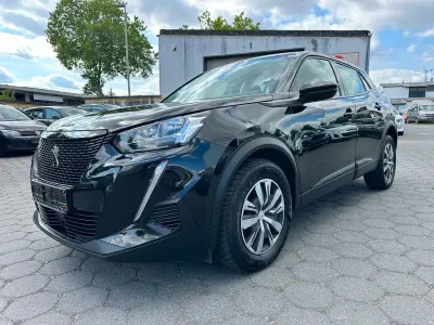 Gebraucht Peugeot 2008 Active 110 PS (80 kW) 2021 Schwarz SUV