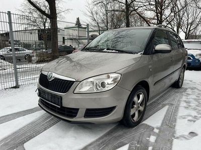 Usata Skoda Fabia Ambiente 69 CV (50 kW) 2011 Beige Station wagon