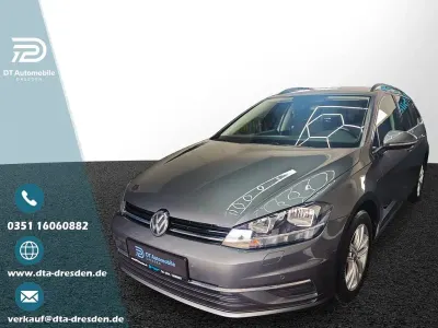 Gebraucht VW Golf VII Comfortline 125 PS (91 kW) 2018 Andere Limousine