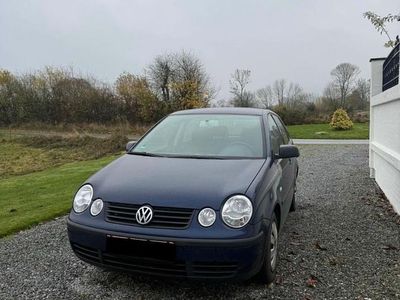 Blau Gebraucht 2002 VW Polo Kleinwagen | 1.700 € (Fairer Preis)