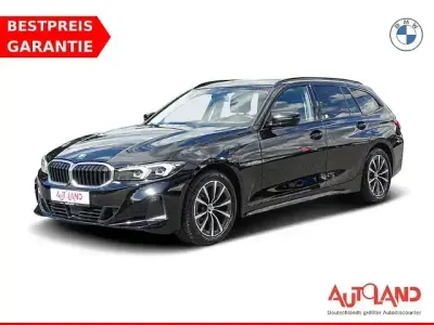 Gebraucht BMW 318 Advantage 150 PS (110 kW) 2022 Schwarz Limousine