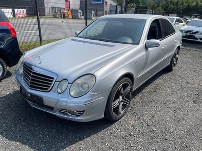 Mercedes E200