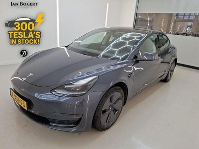 Grau Gebraucht 2020 Tesla Model 3 Long Range AWD Limousine | 26.900 € (Fairer Preis)