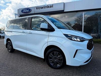 Second-hand Ford Tourneo Titanium 136 CP (100 kW) 2025 Alb Monovolum