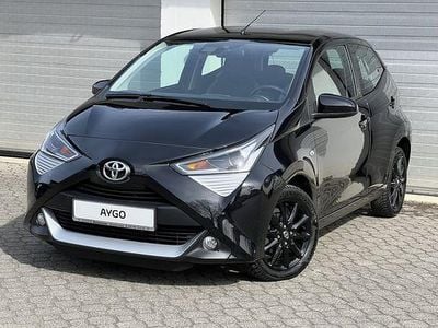 Second-hand Toyota Aygo Team 72 CP (52 kW) 2021 Negru Hatchback