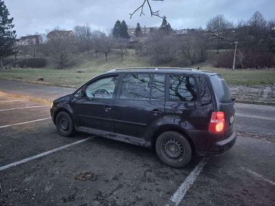 Schwarz Gebraucht 2004 VW Touran Highline Van / Kleinbus | 2.990 € (Etwas zu teuer)