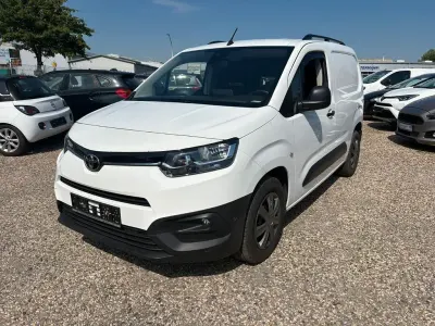 Gebraucht Toyota Proace City City 102 PS (75 kW) 2020 Weiß Van / Kleinbus