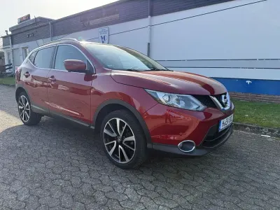 Gebraucht Nissan Qashqai Tekna 116 PS (85 kW) 2017 Rot SUV