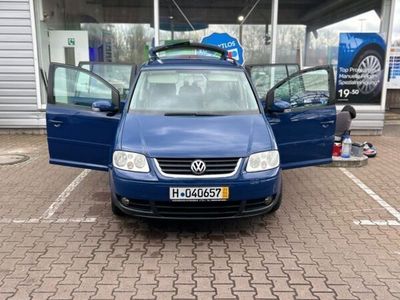 gebraucht VW Touran 1.9 TDI DSG Conceptline Conceptline