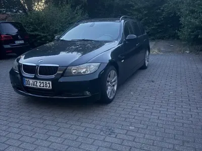 Gebraucht BMW 318 143 PS (105 kW) 2007 Schwarz Kombi