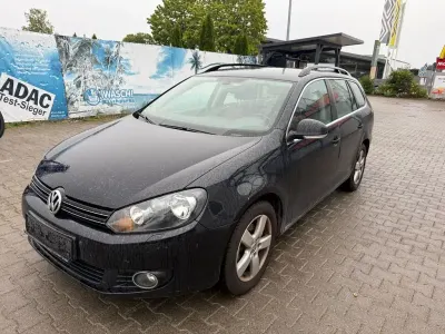 Gebraucht VW Golf VI Comfortline 105 PS (77 kW) 2010 Schwarz Kombi