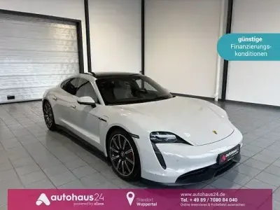 Usata Porsche Taycan 4S Chrono 419 kW (571 CV) 2023 Grigio Berlina