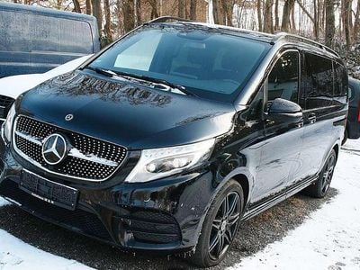 Obsidianschwarz Gebraucht 2020 Mercedes V220 AMG Van / Kleinbus | 37.990 € (Guter Preis)