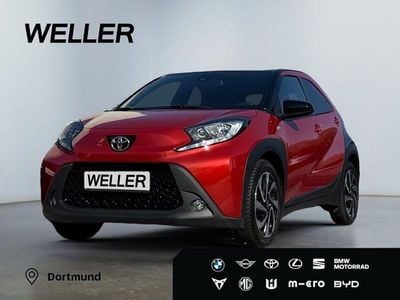 Gebraucht Toyota Aygo X Pulse 72 PS (52 kW) 2023 Rot SUV