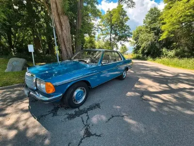 Gebraucht Mercedes 280 177 PS (130 kW) 1977 Blau Coupé