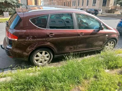 Gebraucht Seat Altea XL 140 PS (102 kW) 2008 Rot Van / Kleinbus