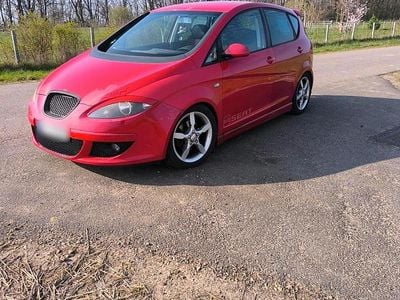 Usata Seat Altea 140 CV (102 kW) 2006 Rosso Monovolume