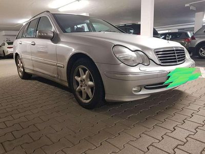 Mercedes C240